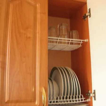 Elizabeth's Yh * Riga