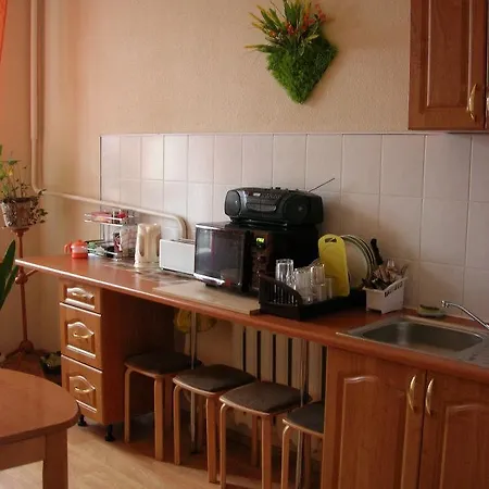 Elizabeth's Yh Hostel Riga